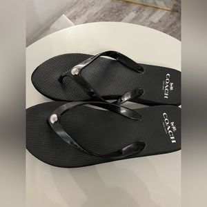 Coach flip flops